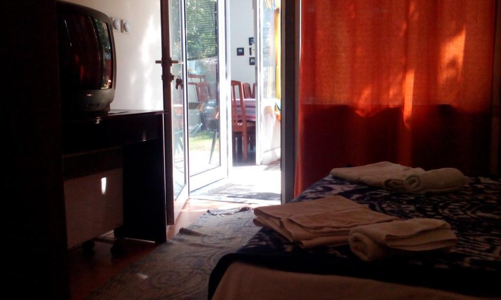 Motel Le Village Skopje Exterior foto